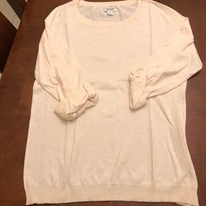 ⭐️LAST CHANCE⭐️🆕Old Navy light sweater Medium